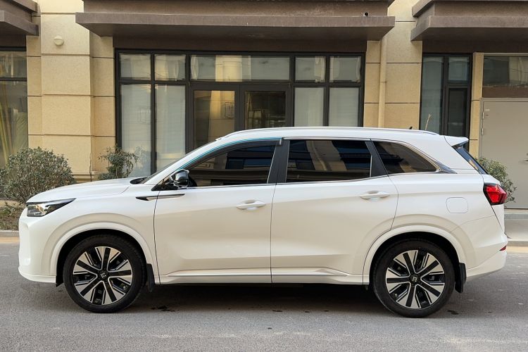 Used Landian E5 PLUS 2025 165 km Long-Range Version PLUS 7-Seater