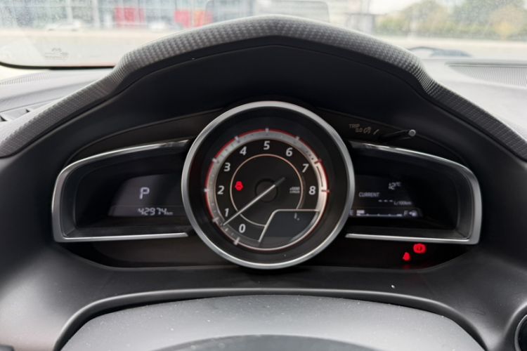 Used Mazda Mazda 3 Axela 2016 Sedan 2.0L Automatic Flagship Model