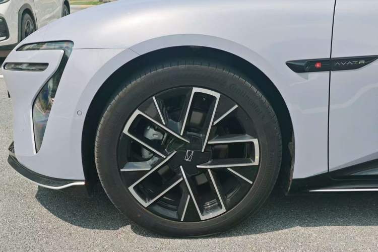 Used Avatr 06 2025 Pro Range-Extended Edition