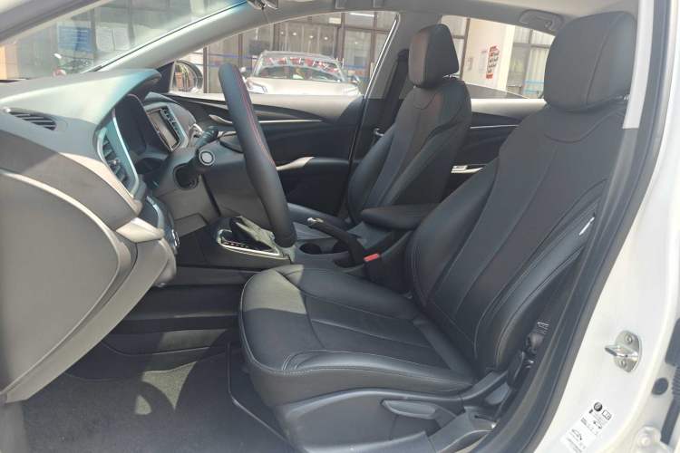 Used Buick GT 2019 18T Automatic Connected Elite Model China VI Standard Interior 2