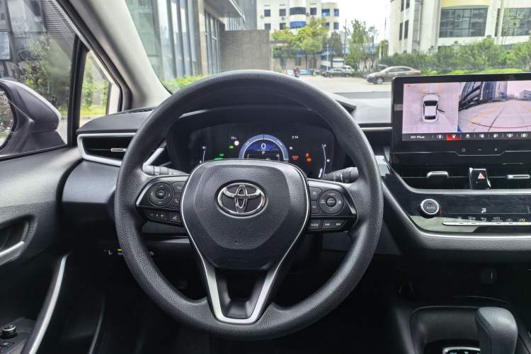 Used Toyota Corolla 2023 1.8L Smart Electric Hybrid Dual-Motor Elite Edition Interior 11