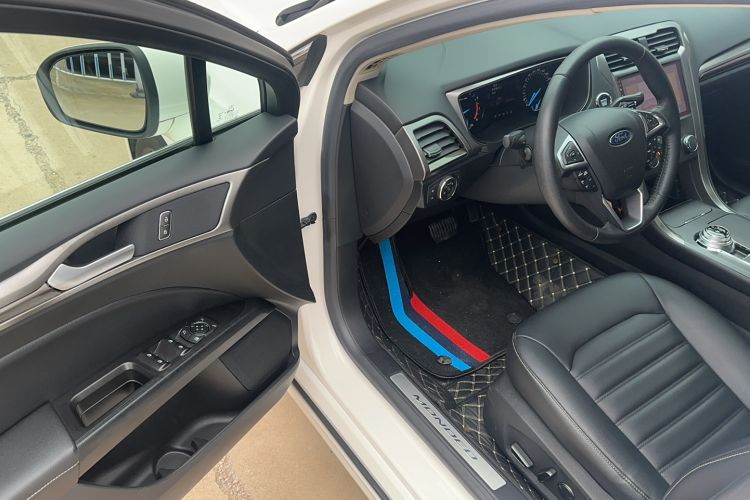 Used Ford Mondeo 2018 EcoBoost 180 Smart Control Fashion Model China VI Standard