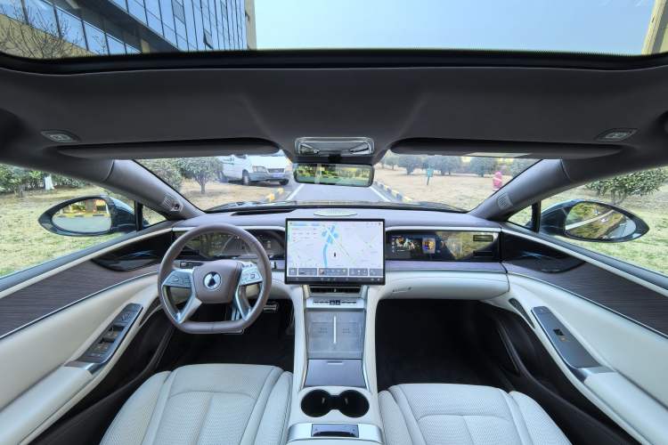 Used Denza Z9 2024 1100 km Four-Wheel Drive Max Version Interior 6