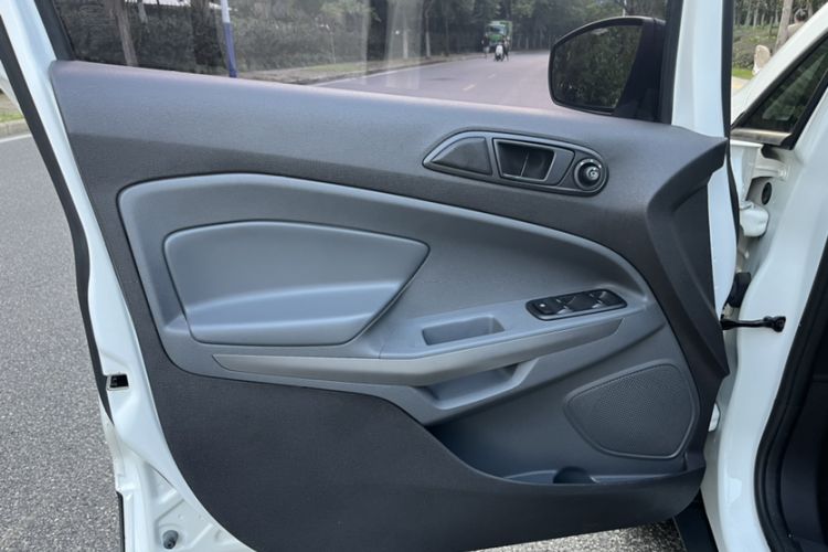 Used Ford EcoSport 2013 1.5L Manual Comfort Model