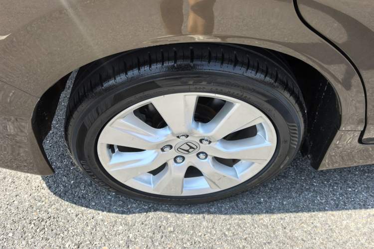 Used Honda Jade 2016 1.8L Automatic Comfort Elite Version 5 Seats