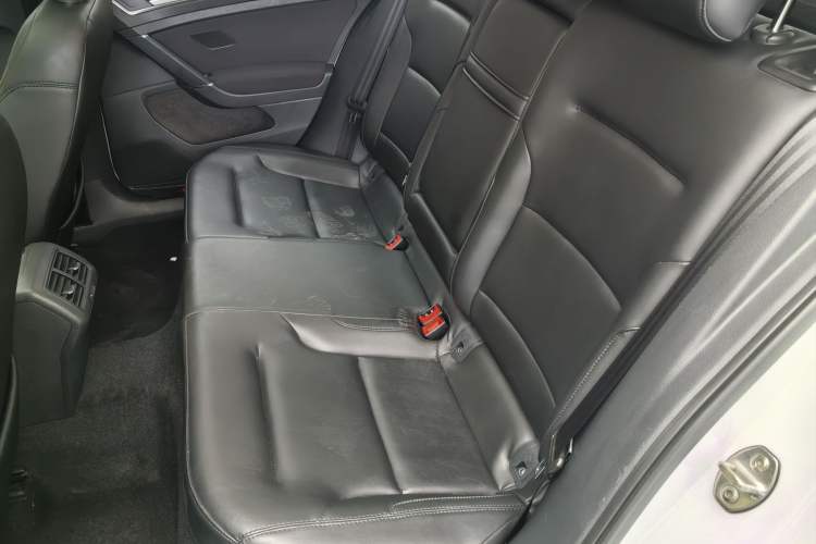 Used Volkswagen Golf 2017 230TSI Automatic Comfort Edition – Celebrating Milestone of One Million Units