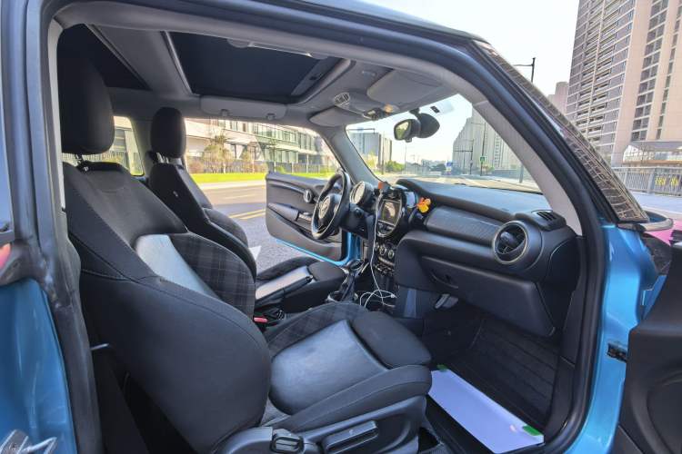 Used MINI 2014 1.5T COOPER Excitement Right Front Seat