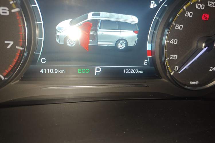 Used GAC Trumpchi M8 2021 Revised Version Lingxiu Series 390T Luxury Edition Odometer Close Up