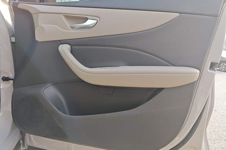 Used MG ES5 2025 525max Rear-Drive Intelligent Driving Version
