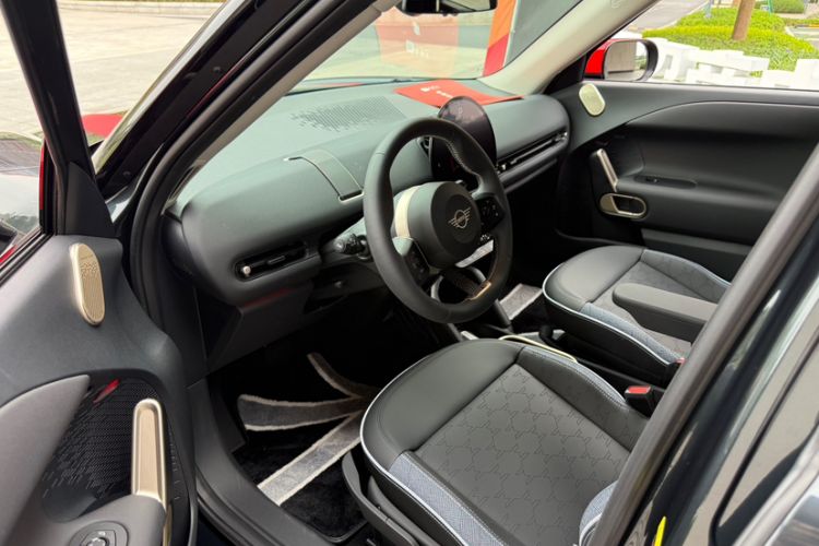 Used MINI Electric MINI ACEMAN 2024 E Classic Edition