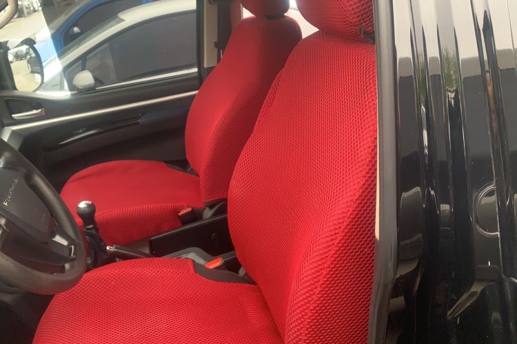 Used FORTHING Lingzhi 2023 M5L 1.6L Comfort 9-Seater Left Front Seat