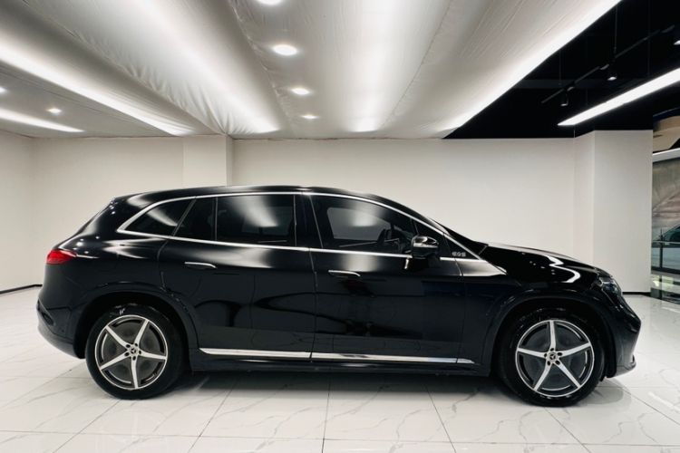 Used Mercedes-Benz EQS SUV 2023 450 4MATIC Pioneer Edition
