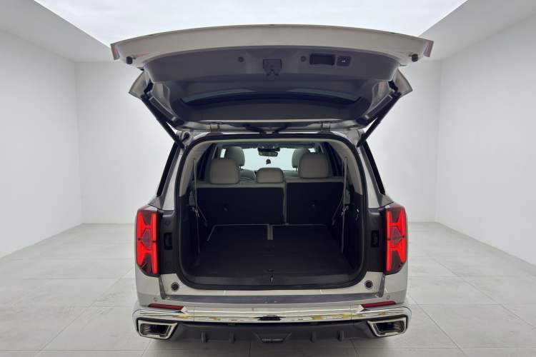 Used GAC Trumpchi GS8 2022 Dual-Engine Series 2.0TM Two-Wheel Drive Prestige Edition (7 Seats) Interior 7