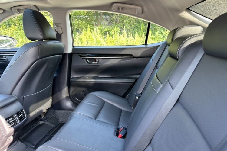 Used Lexus ES 2014 250 Elite Edition
