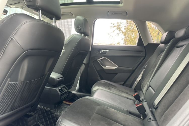 Used Audi Q3 2021 35 TFSI Fashion Dynamic Model
