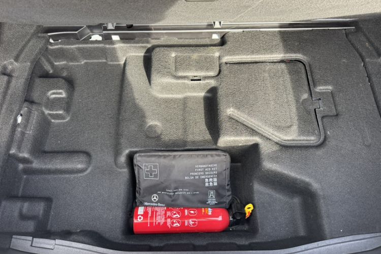 Used Mercedes-Benz C-Class 2021 C 260 L Sport Edition Star Collection Interior 1