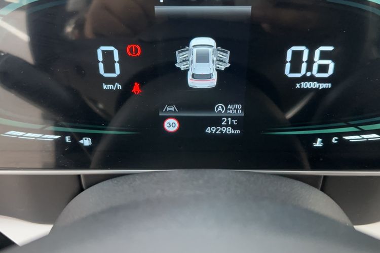 Used Hyundai ix35 2023 Musso 2.0L Deluxe Edition DLX Odometer Close Up