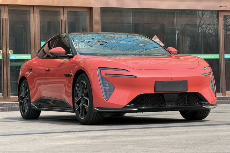 Used Avatr 06 2025 Pro Range-Extended Edition Exterior 6