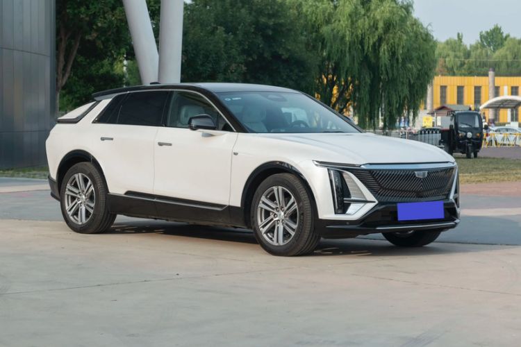 Used Cadillac LYRIQ 2022 Rear-Drive Long-Range Luxury Edition