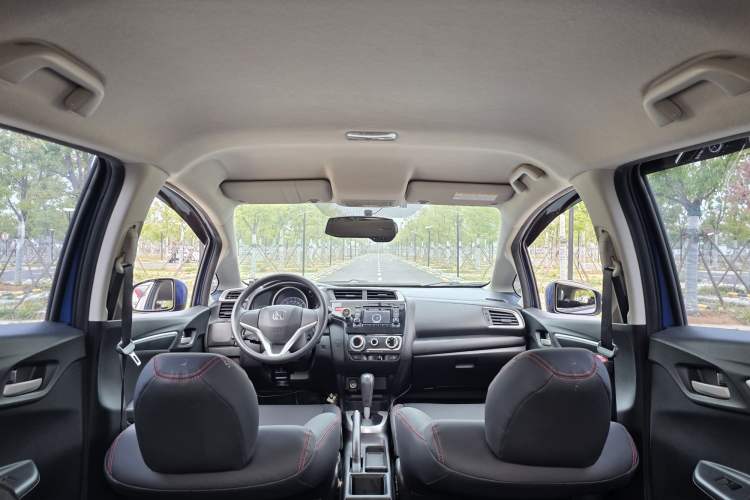 Used Honda Fit 2014 1.5L SE CVT Fashion Model