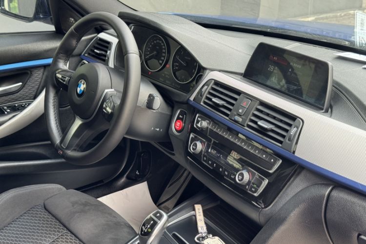 Used BMW 3 Series 2018 320i M Sport Package
