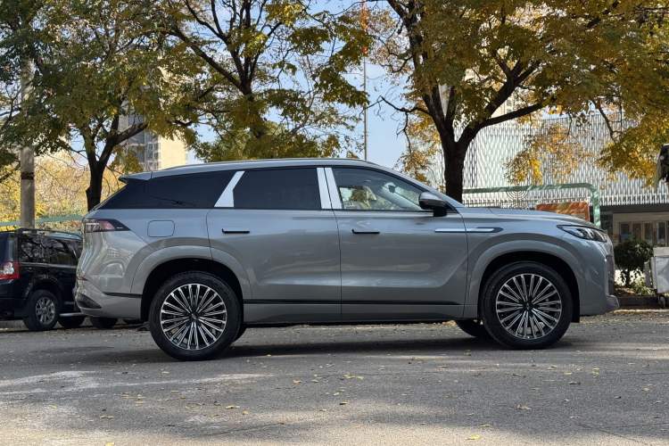 Used Chery Tiggo 9 C-DM 2025 1.5T 106KM Enjoy Edition 7 Seats Lithium Iron Phosphate
