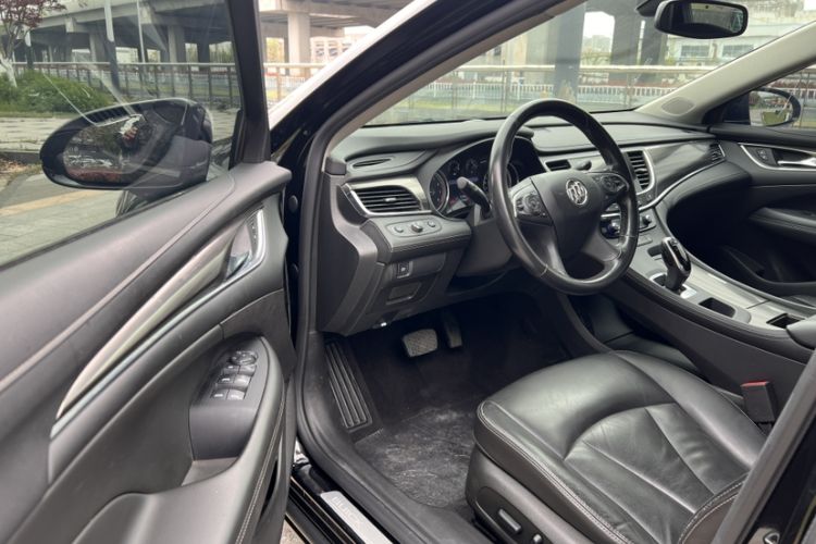 Used Buick LaCrosse 2019 28T Luxury Version Interior 5