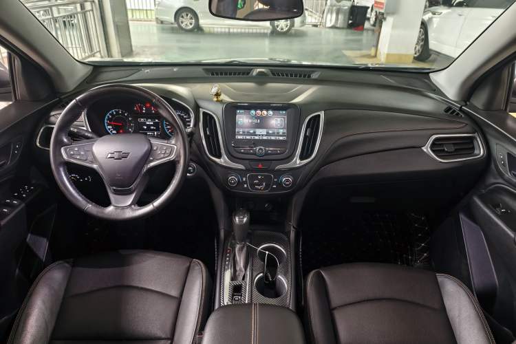 Used Chevrolet Equinox 2019 535T Automatic Chijie Edition China VI Interior 4