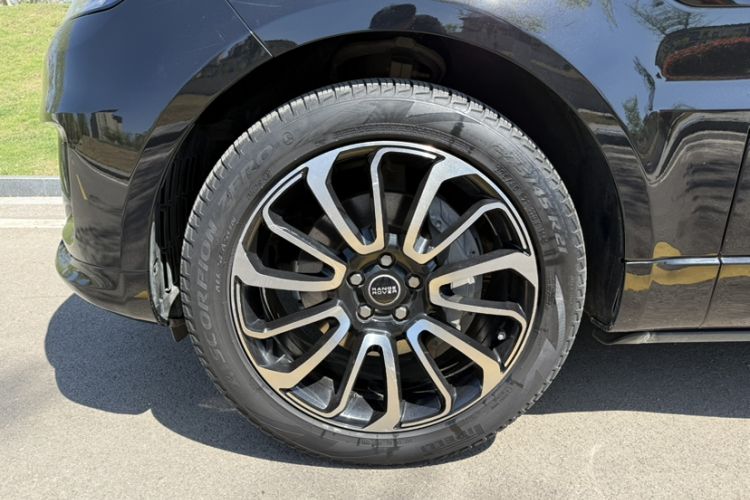 Used Land Rover Range Sport 2020 3.0 L6 HSE DYNAMIC