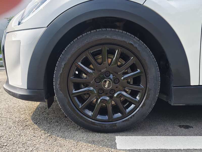 Used MINI 2023 1.5T ONE — 33