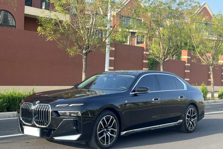 Used BMW 7 Series 2023 735Li M Sport Package