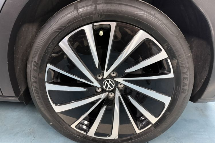 Used Volkswagen ID.4 X 2021 Pro Smart Long-Range Edition