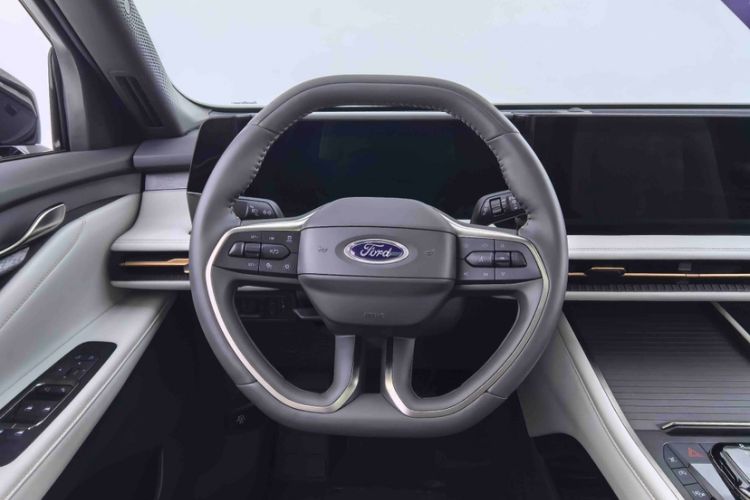 Used Ford Edge 2023 Ford Explorer L 2.0T EcoBoost Four-Wheel Drive 7-Seater Supreme Model
