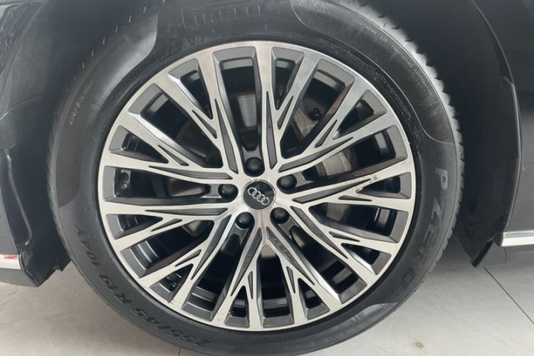 Used Audi A8 2019 Plus A8L 50 TFSI quattro Comfort Model Exterior 6