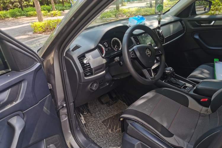 Used Skoda Kodiaq 2018 Facelifted TSI330 5-Seater Two-Wheel-Drive Comfort Edition