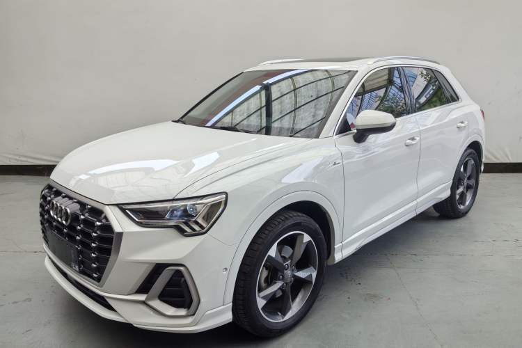 Used Audi Q3 2021 35 TFSI Fashion Dynamic Model
