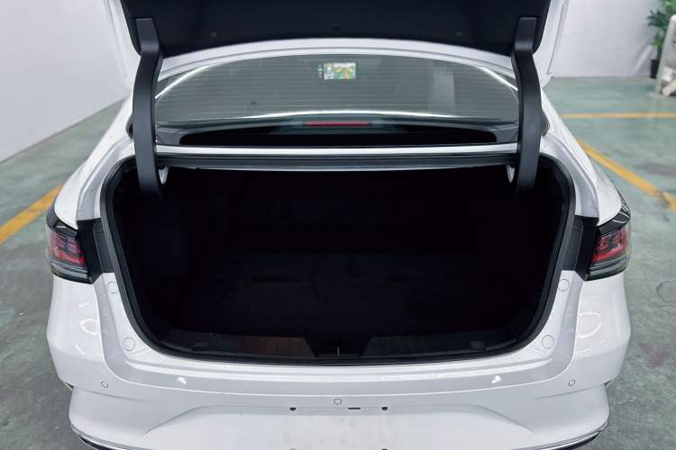 Used Changan Ruicheng PLUS 2023 1.5T DCT Prestige Edition