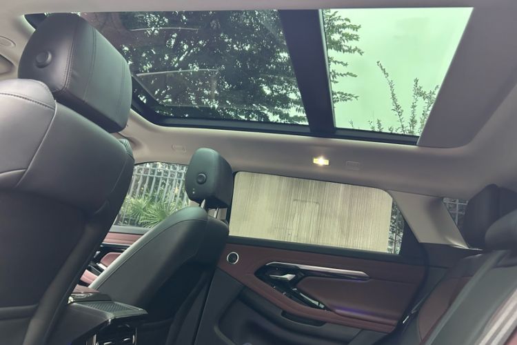 Used Land Rover Range Rover Evoque 2022 Aurora L 249 PS R-Dynamic Luxury Edition
