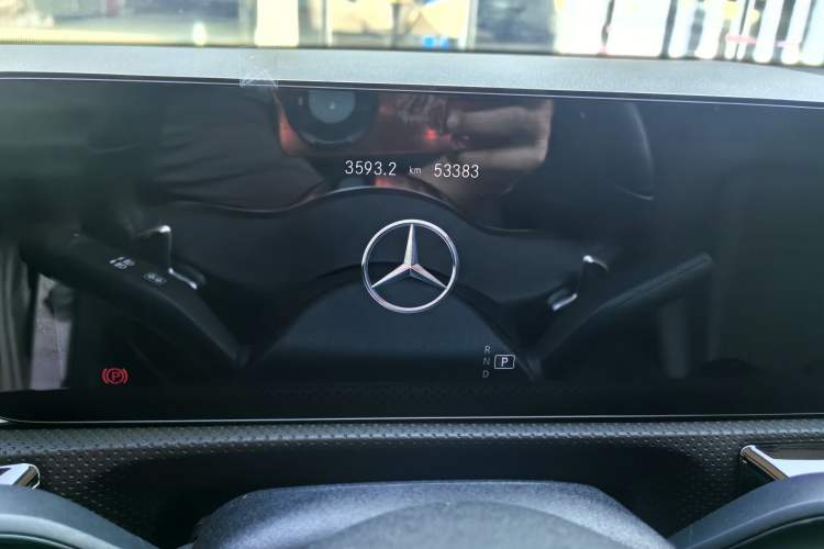 Used Mercedes-Benz A-Class 2022 Restyled A 200 L Sport Sedan Fashion Version Odometer Close Up