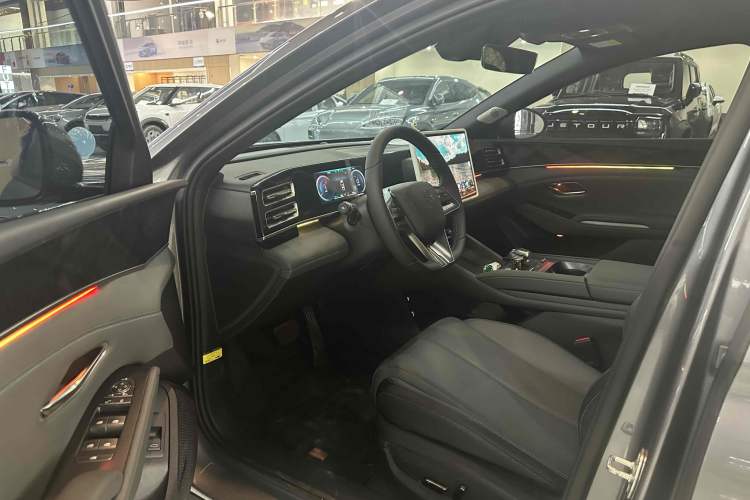 Used BYD Qin L 2024 DM-i 120KM Beyond Model