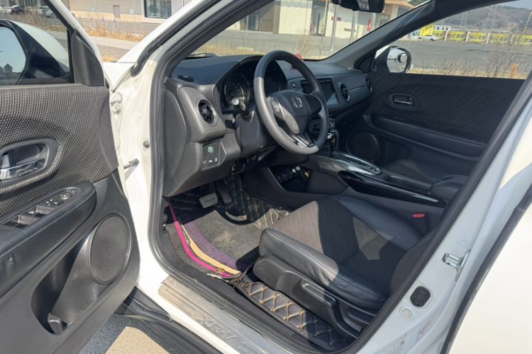 Used Honda XR-V 2015 1.8L EXi CVT Comfort Version Interior 2