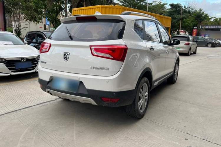 Used Baojun 560 2015 1.8L Manual Elite Edition