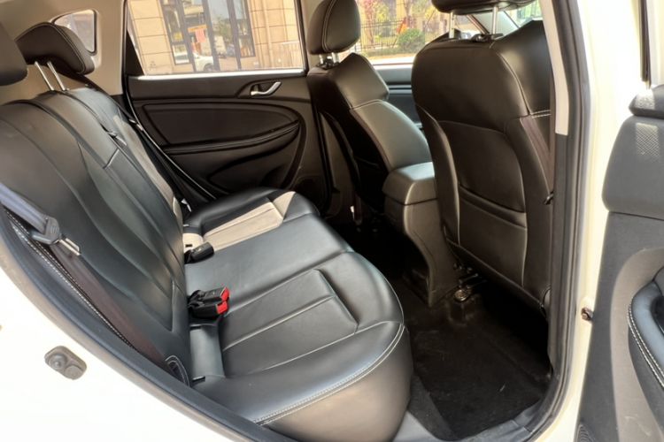 Used Land X2 2017 1.6L Automatic Sharp Edition