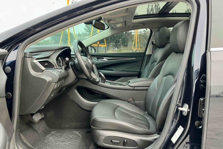 Used Buick LaCrosse 2022 652T Luxury Version