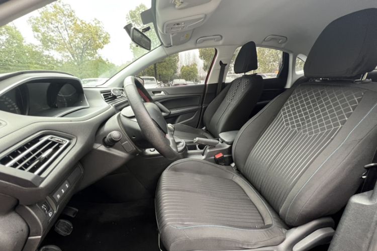 Used Peugeot 308 2016 1.6L Manual Fashion Edition
