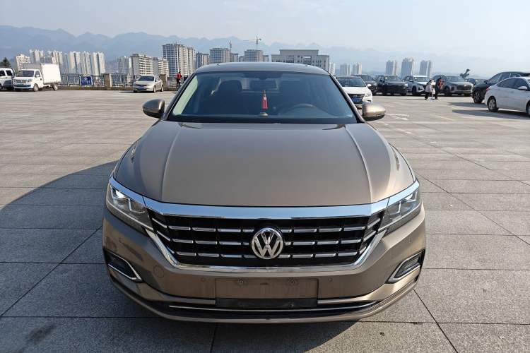 Used Volkswagen Passat 2019 330TSI Elite Edition China VI