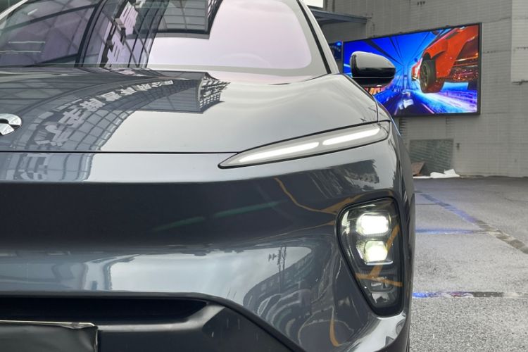 Used Nio ES8 2023 100kWh Signature Edition
