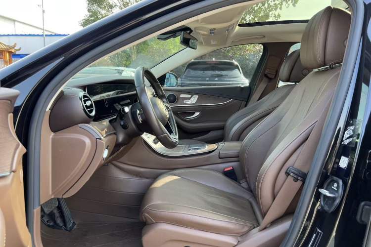 Used Mercedes-Benz E-Class 2022 Revised Version E 300 L Fashion Edition
