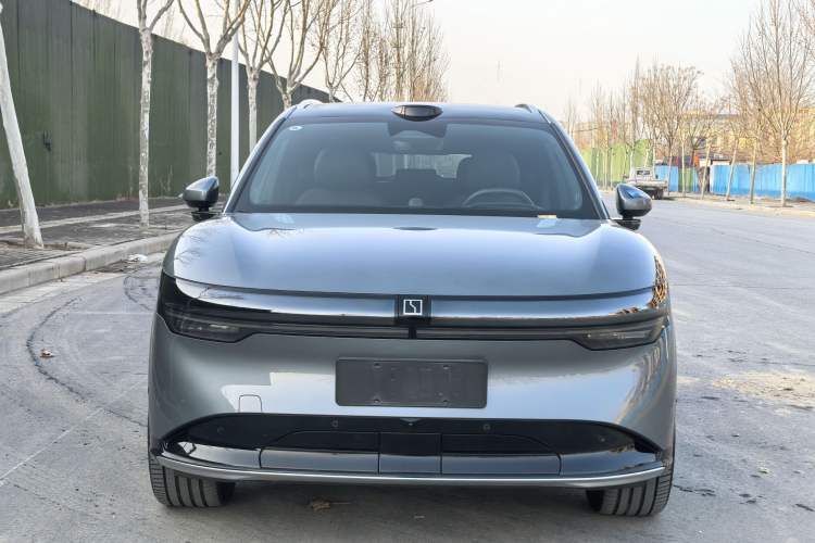 Used Zeekr 7X 2025 100 kWh Long-Range Rear-Wheel Drive with Intelligent Driving Features