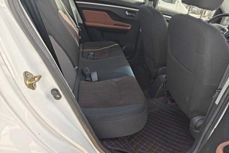 Used Jinbei Zhishang S35 2016 1.5L Manual Smart Edition